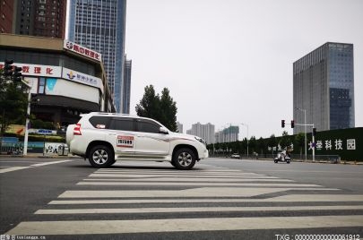 深圳莲花山公园停车场改造完毕 正式开通网上预约功能